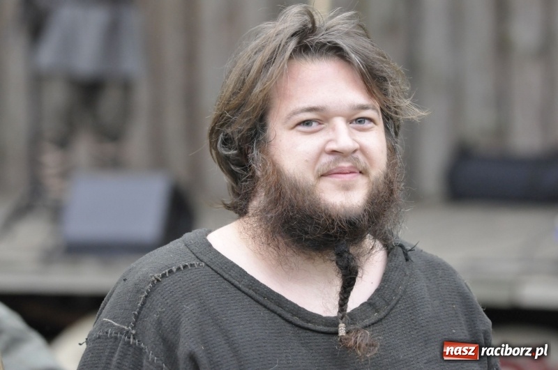 Zdjęcie w galerii na portalu naszraciborz.pl: Ruszył Raciborski Festiwal Średniowieczny. Zobaczcie leśne manewry wojów  wiadomości z regionu