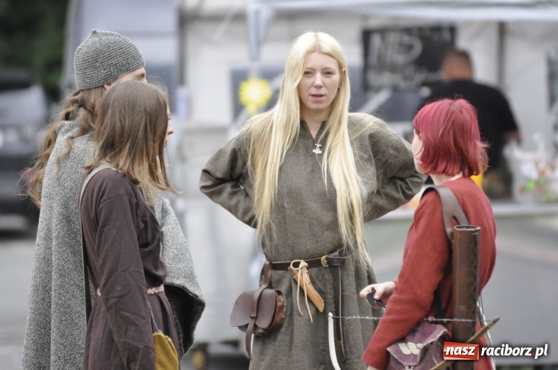 Zdjęcie w galerii na portalu naszraciborz.pl: Ruszył Raciborski Festiwal Średniowieczny. Zobaczcie leśne manewry wojów  wiadomości z regionu