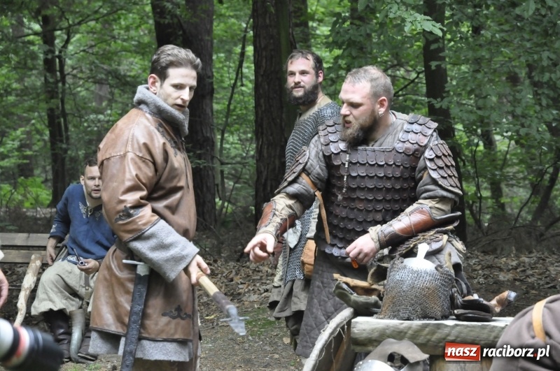 Zdjęcie w galerii na portalu naszraciborz.pl: Ruszył Raciborski Festiwal Średniowieczny. Zobaczcie leśne manewry wojów  wiadomości z regionu