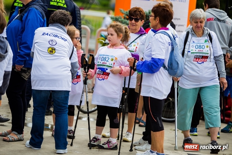 Zdjęcie w galerii na portalu naszraciborz.pl: Idealna pogoda i spora frekwencja. Pobiegli bez barier po raz trzeci FOTO i WIDEO wiadomości z regionu