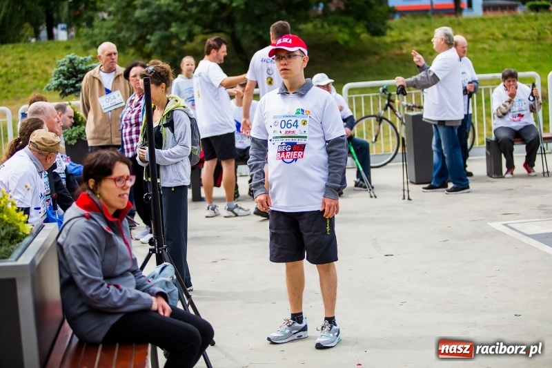 Zdjęcie w galerii na portalu naszraciborz.pl: Idealna pogoda i spora frekwencja. Pobiegli bez barier po raz trzeci FOTO i WIDEO wiadomości z regionu