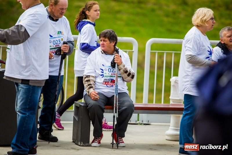 Zdjęcie w galerii na portalu naszraciborz.pl: Idealna pogoda i spora frekwencja. Pobiegli bez barier po raz trzeci FOTO i WIDEO wiadomości z regionu