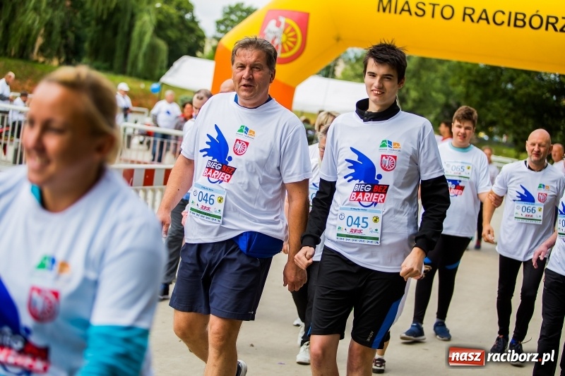 Zdjęcie w galerii na portalu naszraciborz.pl: Idealna pogoda i spora frekwencja. Pobiegli bez barier po raz trzeci FOTO i WIDEO wiadomości z regionu