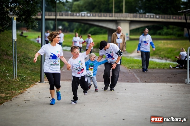 Zdjęcie w galerii na portalu naszraciborz.pl: Idealna pogoda i spora frekwencja. Pobiegli bez barier po raz trzeci FOTO i WIDEO wiadomości z regionu