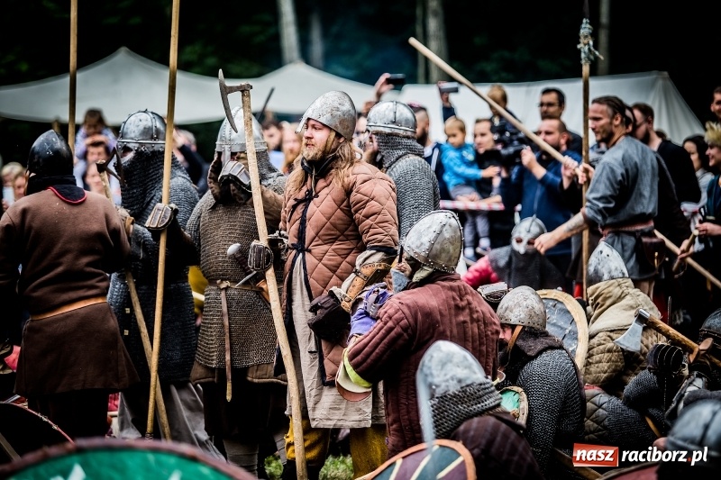 Zdjęcie w galerii na portalu naszraciborz.pl: Chwała Racibórz! Wojowie stoczyli bitwę na śmierć i życie FOTO i WIDEO wiadomości z regionu
