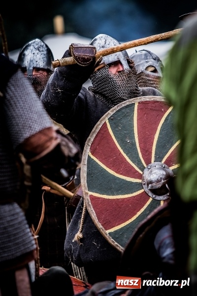 Zdjęcie w galerii na portalu naszraciborz.pl: Chwała Racibórz! Wojowie stoczyli bitwę na śmierć i życie FOTO i WIDEO wiadomości z regionu