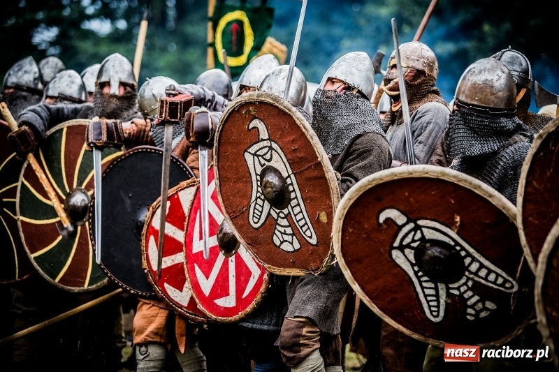 Zdjęcie w galerii na portalu naszraciborz.pl: Chwała Racibórz! Wojowie stoczyli bitwę na śmierć i życie FOTO i WIDEO wiadomości z regionu