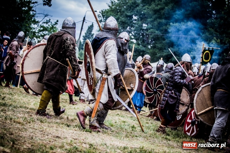 Zdjęcie w galerii na portalu naszraciborz.pl: Chwała Racibórz! Wojowie stoczyli bitwę na śmierć i życie FOTO i WIDEO wiadomości z regionu