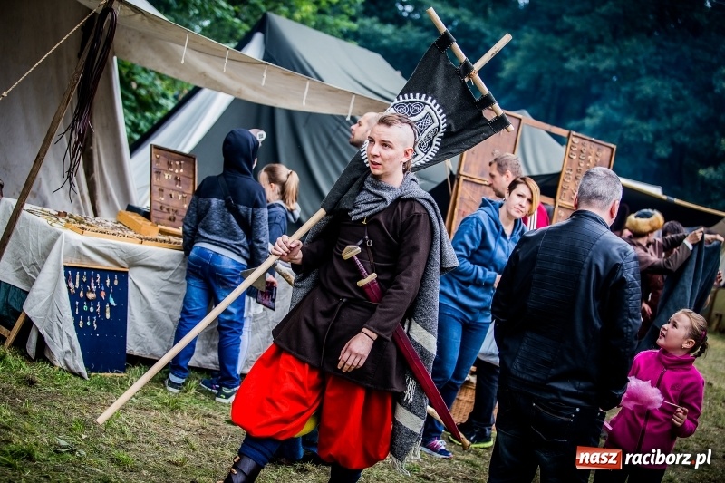 Zdjęcie w galerii na portalu naszraciborz.pl: Chwała Racibórz! Wojowie stoczyli bitwę na śmierć i życie FOTO i WIDEO wiadomości z regionu