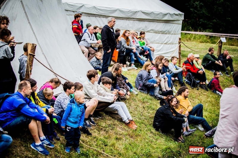Zdjęcie w galerii na portalu naszraciborz.pl: Chwała Racibórz! Wojowie stoczyli bitwę na śmierć i życie FOTO i WIDEO wiadomości z regionu