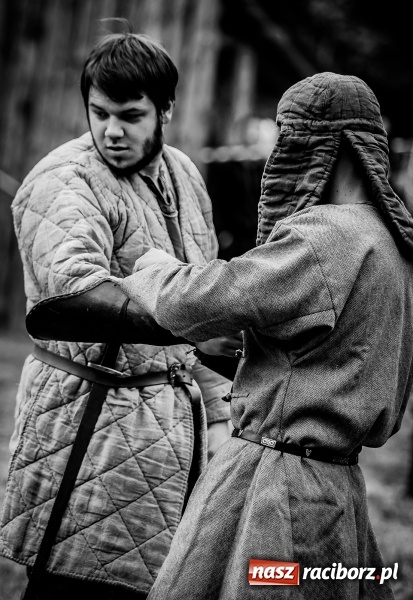 Zdjęcie w galerii na portalu naszraciborz.pl: Chwała Racibórz! Wojowie stoczyli bitwę na śmierć i życie FOTO i WIDEO wiadomości z regionu