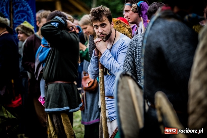 Zdjęcie w galerii na portalu naszraciborz.pl: Chwała Racibórz! Wojowie stoczyli bitwę na śmierć i życie FOTO i WIDEO wiadomości z regionu