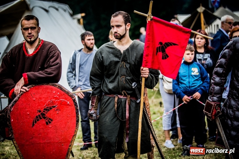 Zdjęcie w galerii na portalu naszraciborz.pl: Chwała Racibórz! Wojowie stoczyli bitwę na śmierć i życie FOTO i WIDEO wiadomości z regionu