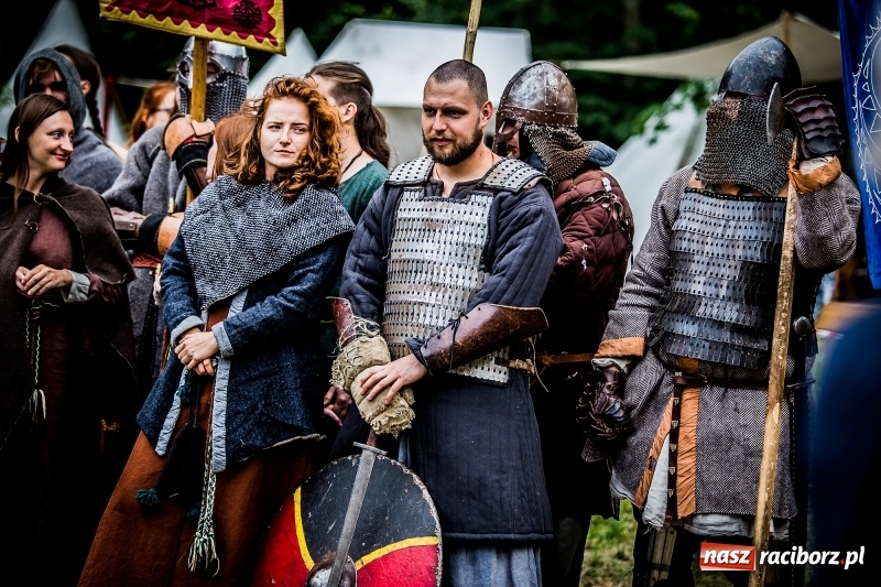 Zdjęcie w galerii na portalu naszraciborz.pl: Chwała Racibórz! Wojowie stoczyli bitwę na śmierć i życie FOTO i WIDEO wiadomości z regionu