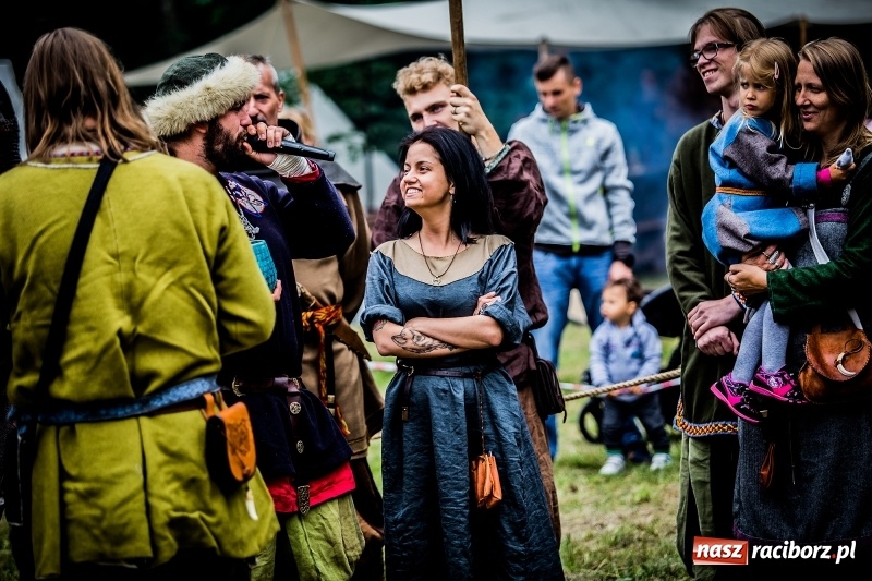 Zdjęcie w galerii na portalu naszraciborz.pl: Chwała Racibórz! Wojowie stoczyli bitwę na śmierć i życie FOTO i WIDEO wiadomości z regionu