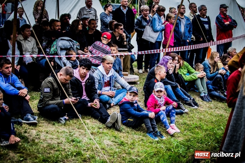 Zdjęcie w galerii na portalu naszraciborz.pl: Chwała Racibórz! Wojowie stoczyli bitwę na śmierć i życie FOTO i WIDEO wiadomości z regionu