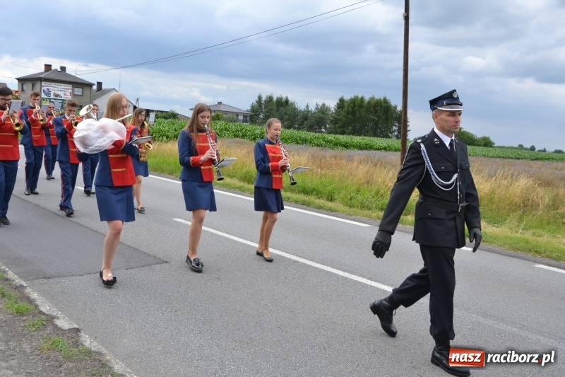 Zdjęcie w galerii na portalu naszraciborz.pl: Bogu na chwałę ludziom na ratunek. Jubileusz 115-lecia OSP w Zabełkowie  wiadomości z regionu