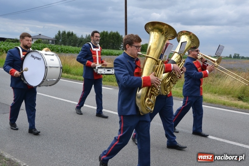 Zdjęcie w galerii na portalu naszraciborz.pl: Bogu na chwałę ludziom na ratunek. Jubileusz 115-lecia OSP w Zabełkowie  wiadomości z regionu
