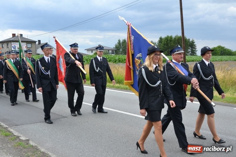 Zdjęcie w galerii na portalu naszraciborz.pl: Bogu na chwałę ludziom na ratunek. Jubileusz 115-lecia OSP w Zabełkowie  wiadomości z regionu