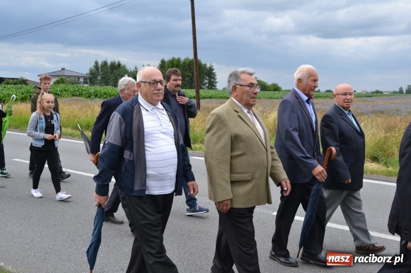 Zdjęcie w galerii na portalu naszraciborz.pl: Bogu na chwałę ludziom na ratunek. Jubileusz 115-lecia OSP w Zabełkowie  wiadomości z regionu