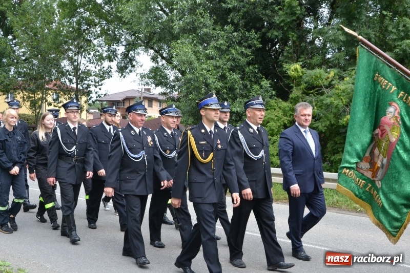 Zdjęcie w galerii na portalu naszraciborz.pl: Bogu na chwałę ludziom na ratunek. Jubileusz 115-lecia OSP w Zabełkowie  wiadomości z regionu