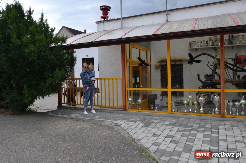 Zdjęcie w galerii na portalu naszraciborz.pl: Bogu na chwałę ludziom na ratunek. Jubileusz 115-lecia OSP w Zabełkowie  wiadomości z regionu