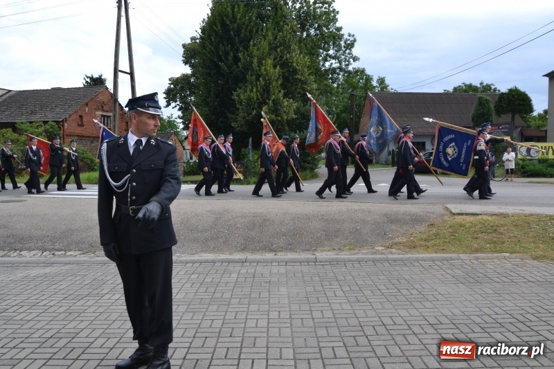 Zdjęcie w galerii na portalu naszraciborz.pl: Bogu na chwałę ludziom na ratunek. Jubileusz 115-lecia OSP w Zabełkowie  wiadomości z regionu