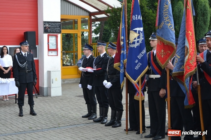 Zdjęcie w galerii na portalu naszraciborz.pl: Bogu na chwałę ludziom na ratunek. Jubileusz 115-lecia OSP w Zabełkowie  wiadomości z regionu