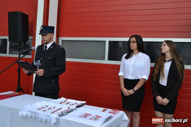 Zdjęcie w galerii na portalu naszraciborz.pl: Bogu na chwałę ludziom na ratunek. Jubileusz 115-lecia OSP w Zabełkowie  wiadomości z regionu