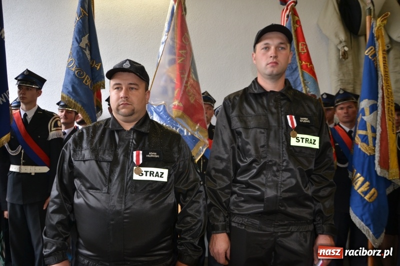 Zdjęcie w galerii na portalu naszraciborz.pl: Bogu na chwałę ludziom na ratunek. Jubileusz 115-lecia OSP w Zabełkowie  wiadomości z regionu