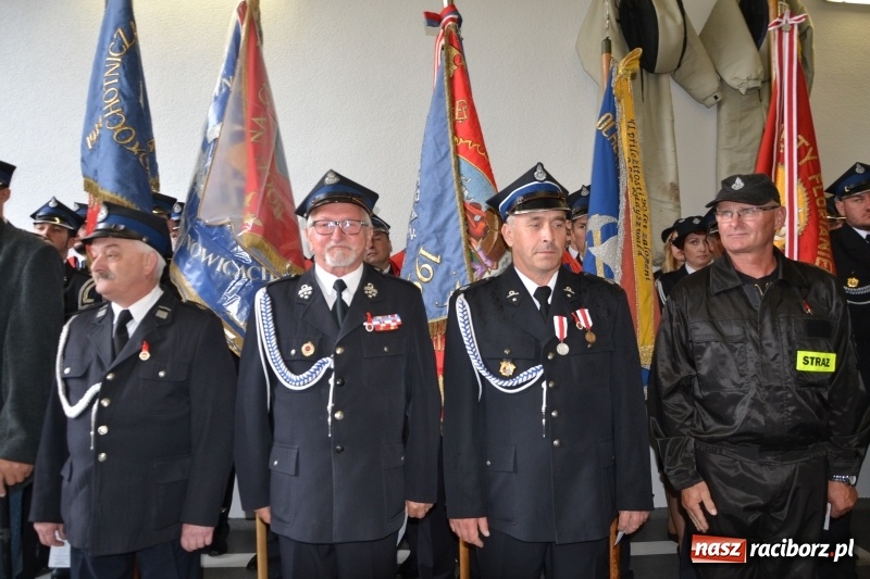 Zdjęcie w galerii na portalu naszraciborz.pl: Bogu na chwałę ludziom na ratunek. Jubileusz 115-lecia OSP w Zabełkowie  wiadomości z regionu