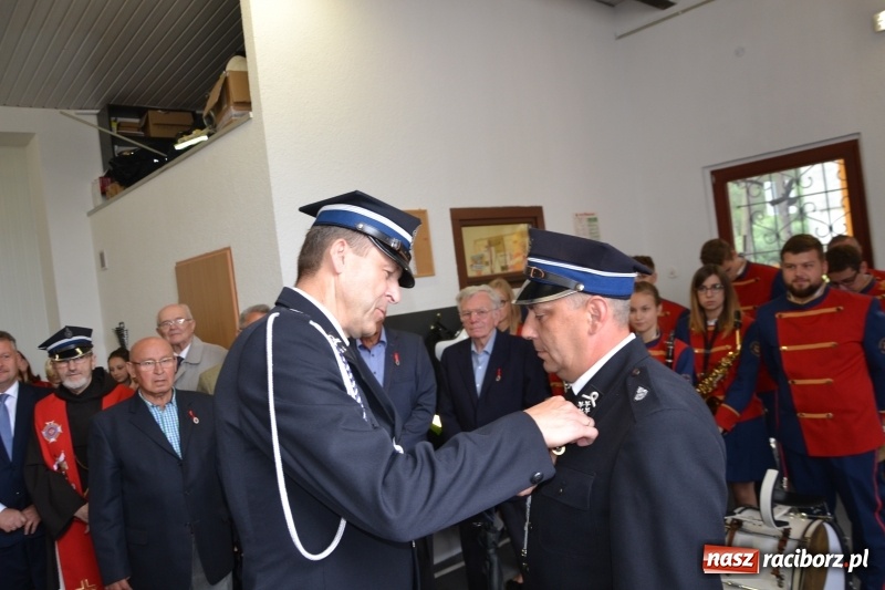 Zdjęcie w galerii na portalu naszraciborz.pl: Bogu na chwałę ludziom na ratunek. Jubileusz 115-lecia OSP w Zabełkowie  wiadomości z regionu