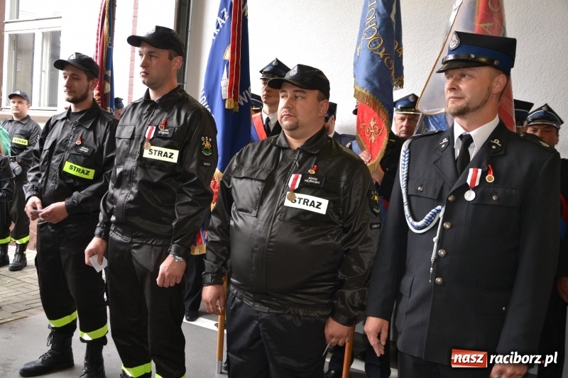 Zdjęcie w galerii na portalu naszraciborz.pl: Bogu na chwałę ludziom na ratunek. Jubileusz 115-lecia OSP w Zabełkowie  wiadomości z regionu