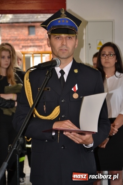 Zdjęcie w galerii na portalu naszraciborz.pl: Bogu na chwałę ludziom na ratunek. Jubileusz 115-lecia OSP w Zabełkowie  wiadomości z regionu