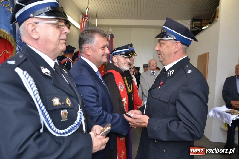 Zdjęcie w galerii na portalu naszraciborz.pl: Bogu na chwałę ludziom na ratunek. Jubileusz 115-lecia OSP w Zabełkowie  wiadomości z regionu