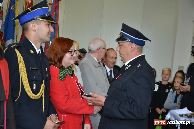 Zdjęcie w galerii na portalu naszraciborz.pl: Bogu na chwałę ludziom na ratunek. Jubileusz 115-lecia OSP w Zabełkowie  wiadomości z regionu