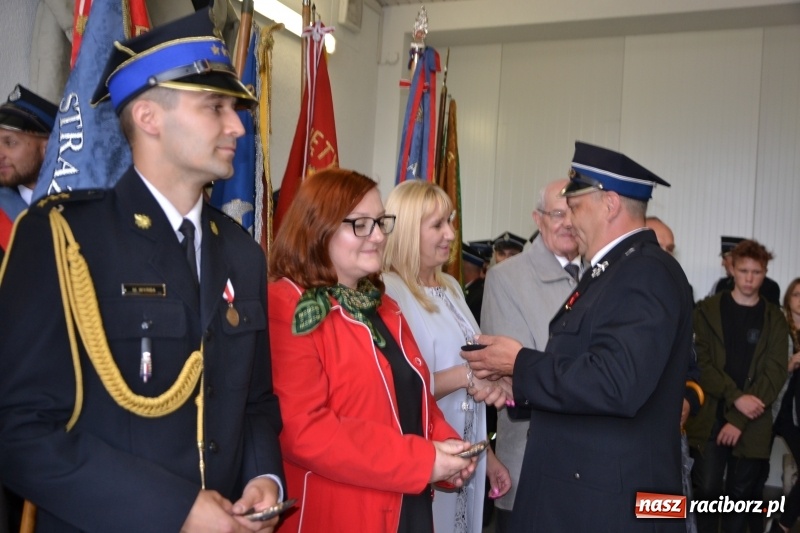 Zdjęcie w galerii na portalu naszraciborz.pl: Bogu na chwałę ludziom na ratunek. Jubileusz 115-lecia OSP w Zabełkowie  wiadomości z regionu