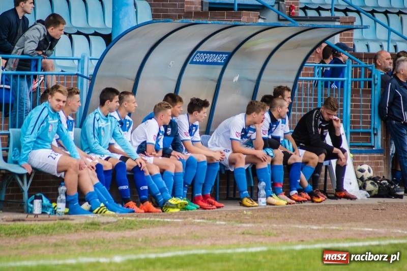 Zdjęcie w galerii na portalu naszraciborz.pl: Puchar Prezydenta. Raciborska Unia nie obroniła trofeum. Debiutant lepszy od czwartoligowca wiadomości z regionu