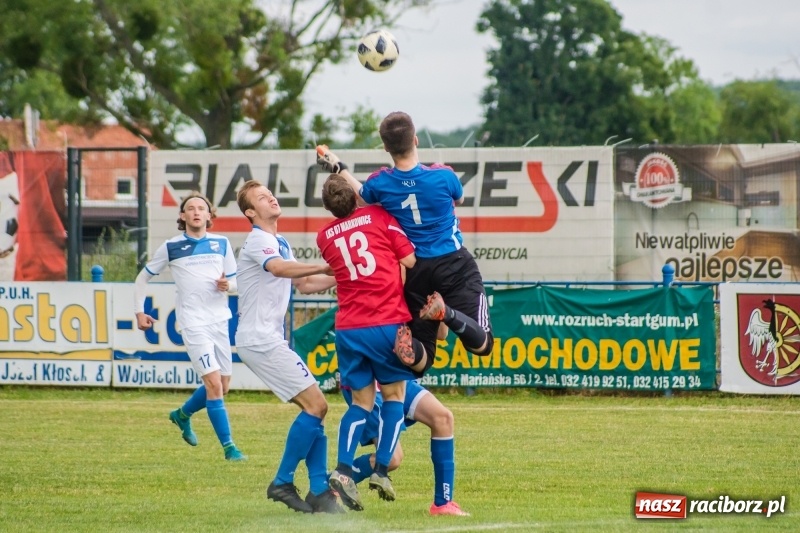 Zdjęcie w galerii na portalu naszraciborz.pl: Puchar Prezydenta. Raciborska Unia nie obroniła trofeum. Debiutant lepszy od czwartoligowca wiadomości z regionu