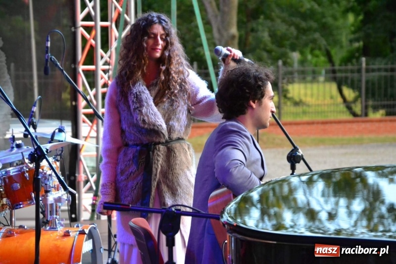 Zdjęcie w galerii na portalu naszraciborz.pl: Krzysztof Kobyliński & KK Pearls w Raciborzu WIDEO  wiadomości z regionu