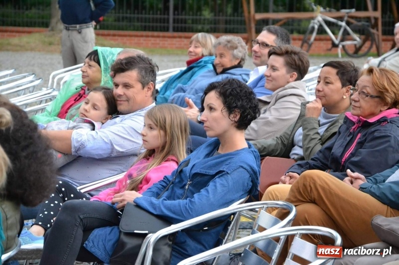 Zdjęcie w galerii na portalu naszraciborz.pl: Krzysztof Kobyliński & KK Pearls w Raciborzu WIDEO  wiadomości z regionu