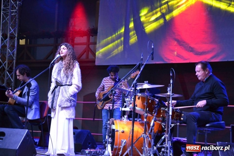 Zdjęcie w galerii na portalu naszraciborz.pl: Krzysztof Kobyliński & KK Pearls w Raciborzu WIDEO  wiadomości z regionu