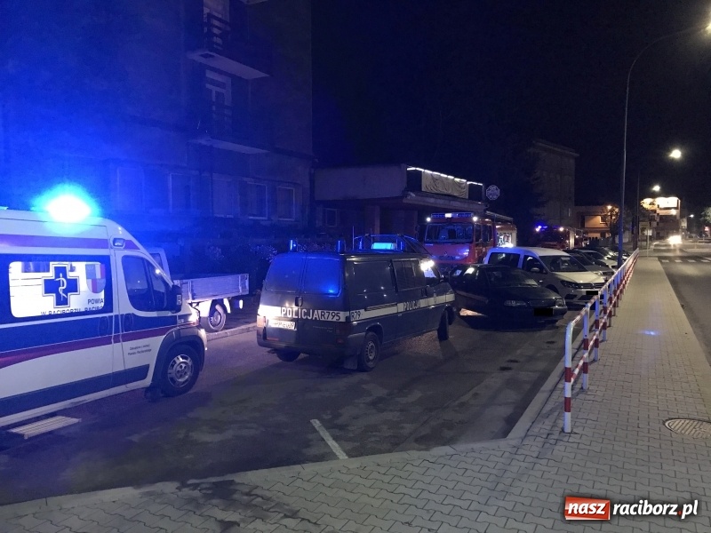 Zdjęcie w galerii na portalu naszraciborz.pl: Pożar w gościńcu na Bosackiej. Jedna osoba poszkodowana FOTO wiadomości z regionu