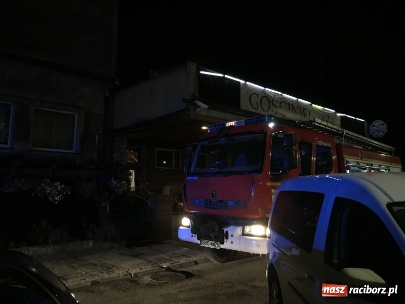 Zdjęcie w galerii na portalu naszraciborz.pl: Pożar w gościńcu na Bosackiej. Jedna osoba poszkodowana FOTO wiadomości z regionu