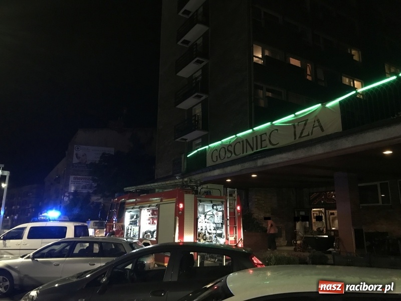 Zdjęcie w galerii na portalu naszraciborz.pl: Pożar w gościńcu na Bosackiej. Jedna osoba poszkodowana FOTO wiadomości z regionu