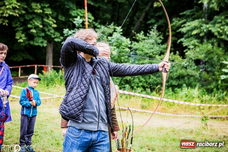 Zdjęcie w galerii na portalu naszraciborz.pl: Walki drużynowe podczas Festiwalu Średniowiecznego wiadomości z regionu