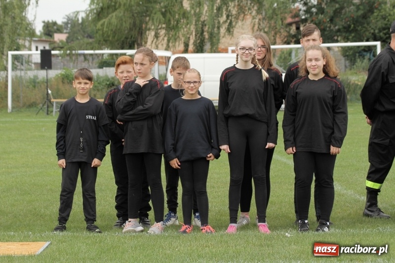 Zdjęcie w galerii na portalu naszraciborz.pl: Samborowice rywalizowały same ze sobą. Wynik pierwszej drużyny poniżej setki! wiadomości z regionu