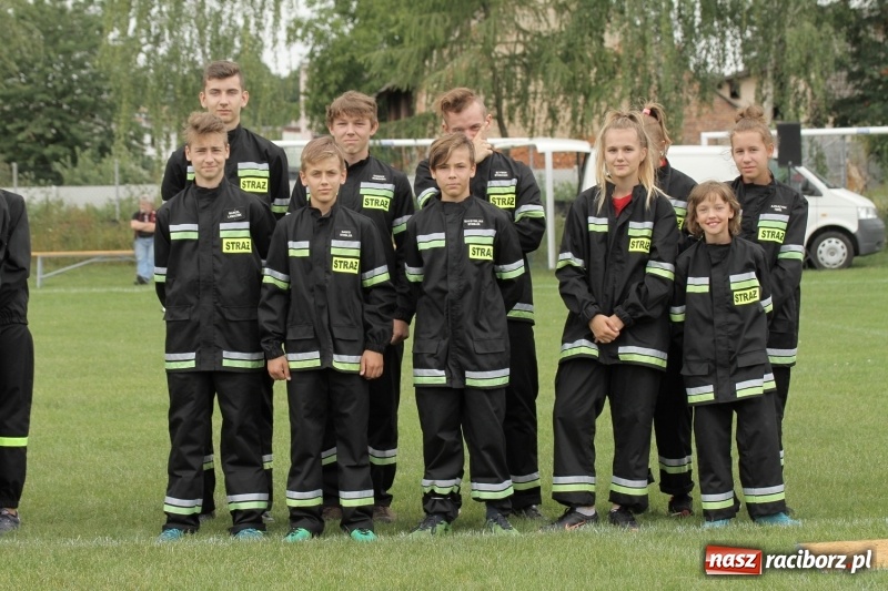 Zdjęcie w galerii na portalu naszraciborz.pl: Samborowice rywalizowały same ze sobą. Wynik pierwszej drużyny poniżej setki! wiadomości z regionu