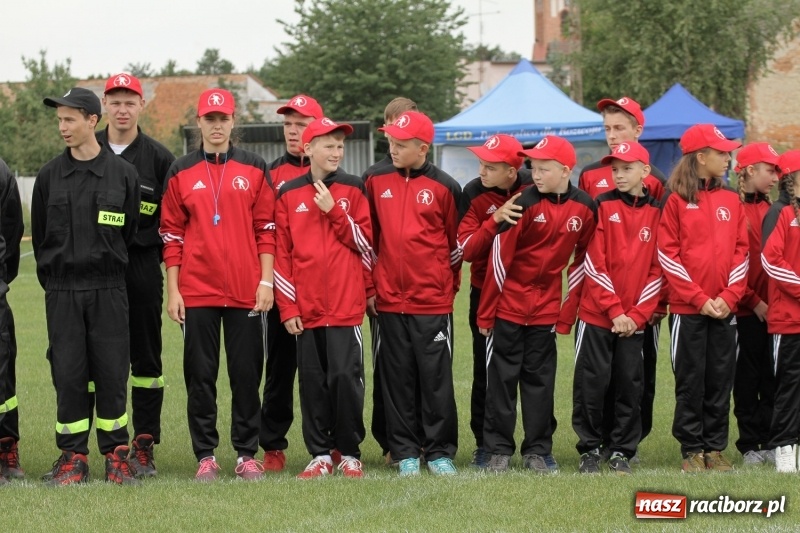 Zdjęcie w galerii na portalu naszraciborz.pl: Samborowice rywalizowały same ze sobą. Wynik pierwszej drużyny poniżej setki! wiadomości z regionu