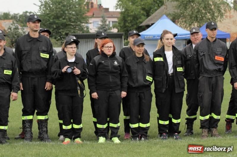 Zdjęcie w galerii na portalu naszraciborz.pl: Samborowice rywalizowały same ze sobą. Wynik pierwszej drużyny poniżej setki! wiadomości z regionu